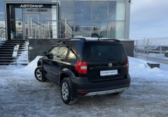 Подержанный автомобиль Skoda Yeti 2013 года (7 фото)