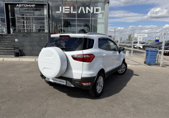 Подержанный автомобиль Ford EcoSport 2016 года (5 фото)