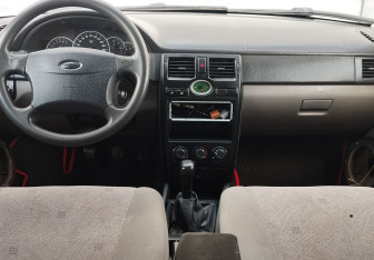 Подержанный автомобиль LADA (ВАЗ) Priora Sedan 2007 года (10 фото)