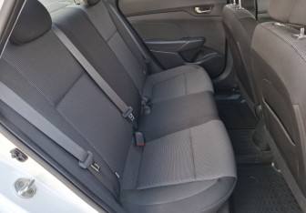 Подержанный автомобиль Hyundai Solaris Sedan 2017 года (12 фото)