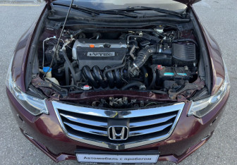 Подержанный автомобиль Honda Accord Sedan 2011 года (13 фото)