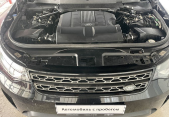 Подержанный автомобиль Land Rover Discovery 2019 года (13 фото)