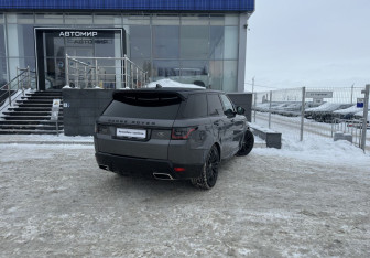 Подержанный автомобиль Land Rover Range Rover Sport 2018 года (5 фото)