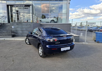 Подержанный автомобиль Mazda 3 Sedan 2008 года (7 фото)