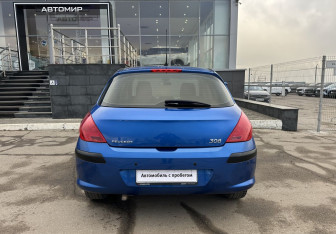 Подержанный автомобиль Peugeot 308 Hatchback 2010 года (6 фото)