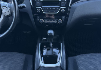 Подержанный автомобиль Nissan Qashqai 2018 года (11 фото)