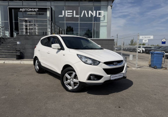 Подержанный автомобиль Hyundai ix35 2012 года (3 фото)