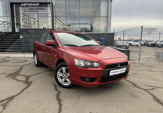 Подержанный автомобиль Mitsubishi Lancer Sedan 2008 года (3 фото)
