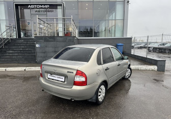 Подержанный автомобиль LADA (ВАЗ) Kalina Sedan 2007 года (5 фото)