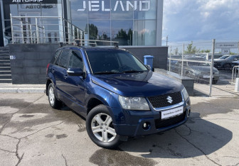 Подержанный автомобиль Suzuki Grand Vitara 2008 года (3 фото)