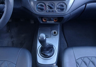 Подержанный автомобиль Mitsubishi Lancer Wagon 2008 года (11 фото)