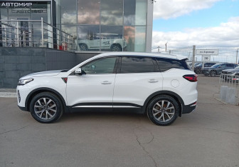 Подержанный автомобиль Chery Tiggo 7 Pro Max 2023 года (8 фото)