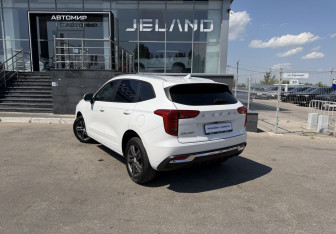 Подержанный автомобиль Haval Jolion 2023 года (7 фото)