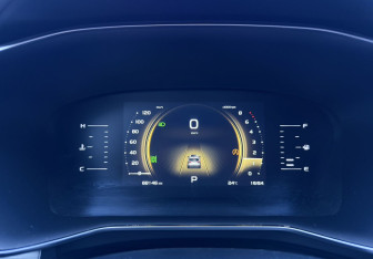 Подержанный автомобиль Geely Atlas Pro 2023 года (9 фото)