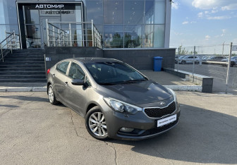 Подержанный автомобиль Kia Cerato Sedan 2013 года (3 фото)