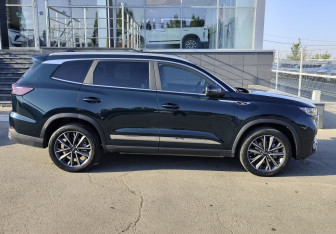 Подержанный автомобиль Chery Tiggo 8 Pro Max 2023 года (4 фото)