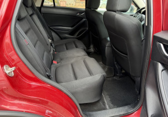 Подержанный автомобиль Mazda CX-5 2016 года (12 фото)