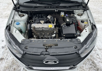 Подержанный автомобиль LADA (ВАЗ) Granta Sedan 2022 года (13 фото)