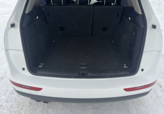 Подержанный автомобиль Audi Q5 2012 года (15 фото)