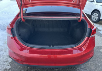 Подержанный автомобиль Hyundai Solaris Sedan 2019 года (15 фото)