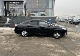 Подержанный автомобиль Lifan Solano 2018 года (4 фото)