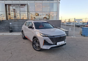Подержанный автомобиль Changan CS55PLUS 2023 года (3 фото)