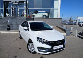 Подержанный автомобиль LADA (ВАЗ) Vesta Sedan 2024 года (3 фото)