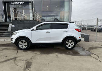 Подержанный автомобиль Kia Sportage 2013 года (8 фото)