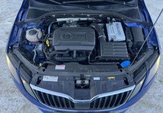 Подержанный автомобиль Skoda Octavia Liftback 2018 года (13 фото)