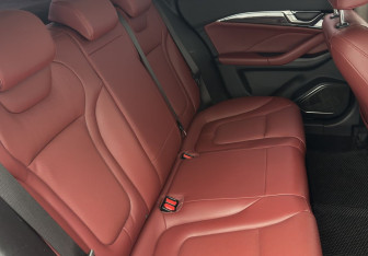 Подержанный автомобиль FAW Bestune B70 2023 года (12 фото)