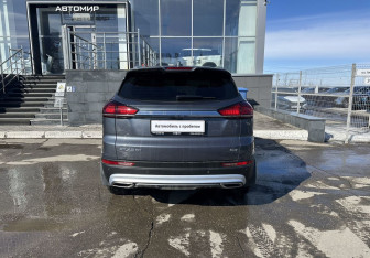 Подержанный автомобиль Geely Atlas Pro 2021 года (6 фото)