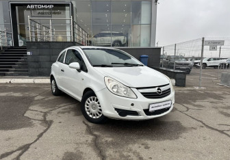 Подержанный автомобиль Opel Corsa 2008 года (3 фото)