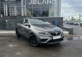 Подержанный автомобиль Renault Arkana 2019 года (3 фото)