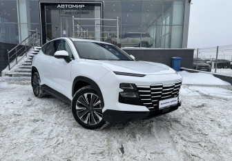 Подержанный автомобиль Jetour Dashing 2023 года (3 фото)