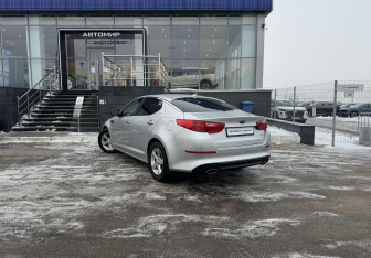 Подержанный автомобиль Kia Optima Sedan 2014 года (7 фото)