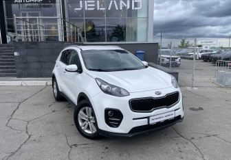 Подержанный автомобиль Kia Sportage 2018 года (3 фото)