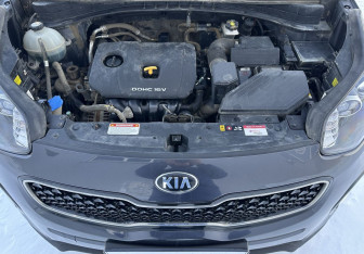 Подержанный автомобиль Kia Sportage 2017 года (13 фото)