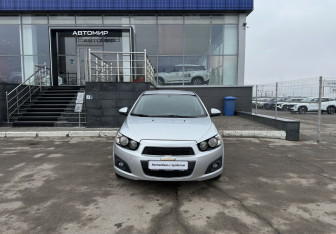 Подержанный автомобиль Chevrolet Aveo Sedan 2013 года (2 фото)