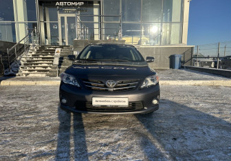 Подержанный автомобиль Toyota Corolla Sedan 2012 года (2 фото)