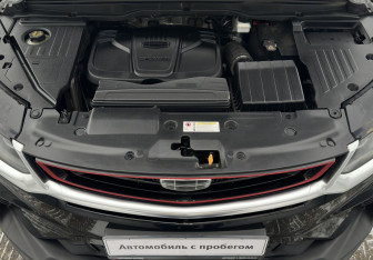 Подержанный автомобиль Geely Coolray 2021 года (13 фото)