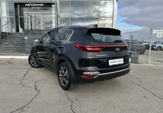 Подержанный автомобиль Kia Sportage 2019 года (7 фото)