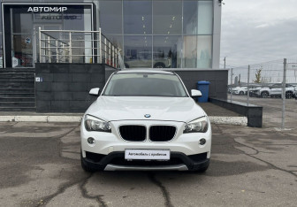 Подержанный автомобиль BMW X1 2012 года (2 фото)