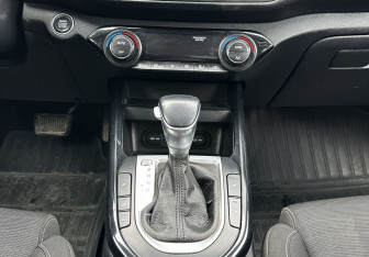 Подержанный автомобиль Kia Cerato Sedan 2019 года (11 фото)