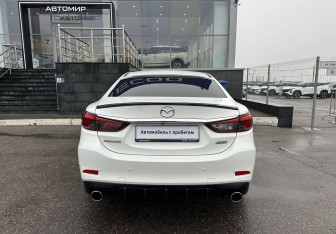 Подержанный автомобиль Mazda 6 Sedan 2017 года (6 фото)