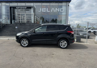 Подержанный автомобиль Ford Kuga 2013 года (8 фото)