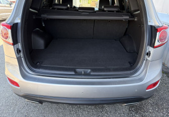 Подержанный автомобиль Hyundai Santa Fe 2010 года (15 фото)