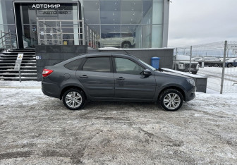 Подержанный автомобиль LADA (ВАЗ) Granta Hatchback 2022 года (4 фото)
