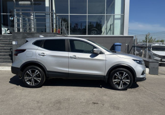 Подержанный автомобиль Nissan Qashqai 2021 года (4 фото)