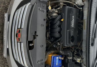 Подержанный автомобиль Geely Emgrand EC7 Sedan 2013 года (13 фото)