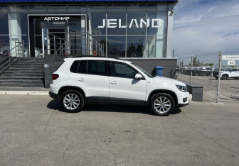 Подержанный автомобиль Volkswagen Tiguan 2016 года (4 фото)